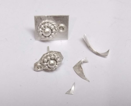 Judy Larson's Bali Style Earrings - , Contemporary Wire Jewelry, Stamping, Stamps, Butane Torch, Soldering, Solder, Drilling, Drill, Trim excess metal around the earring